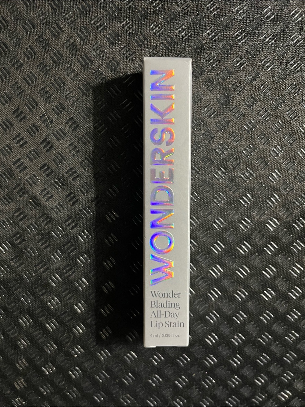 XOXO WonderSkin All-Day Lip Stain - Holographic Silver Box